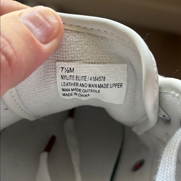 Tretorn NY Lite 67 Elite Perforated Leather Sneakers. W 7.5 Like new condition. - Picture 11 of 11